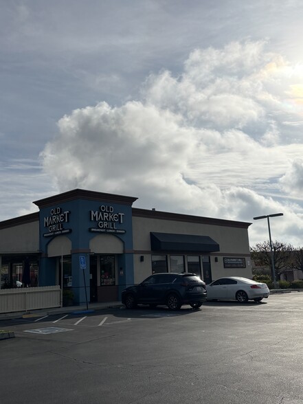 More Photos Of 23937 Clinton Keith Rd, Wildomar Fast Food For Sale