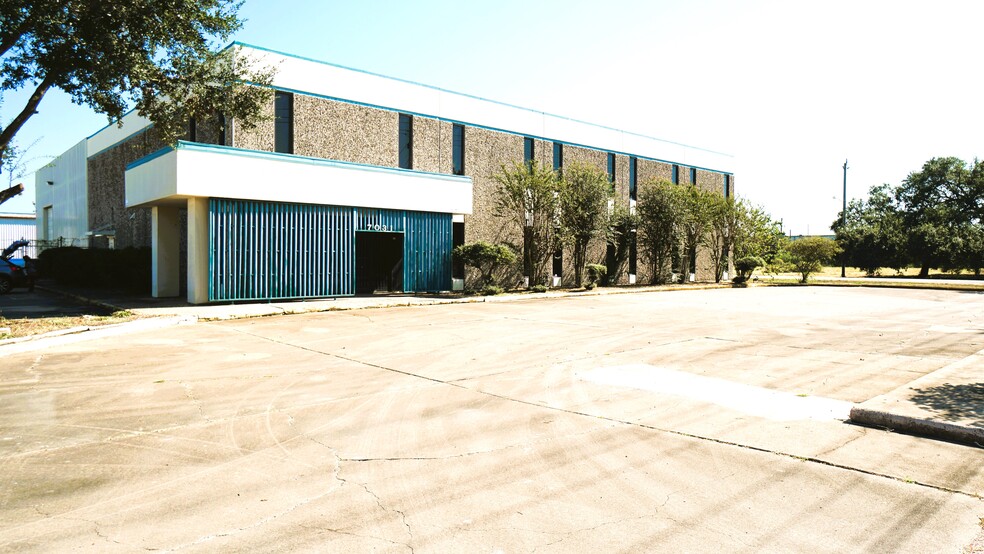 Primary Photo Of 7031 Grand Blvd, Houston Research And Development For Lease