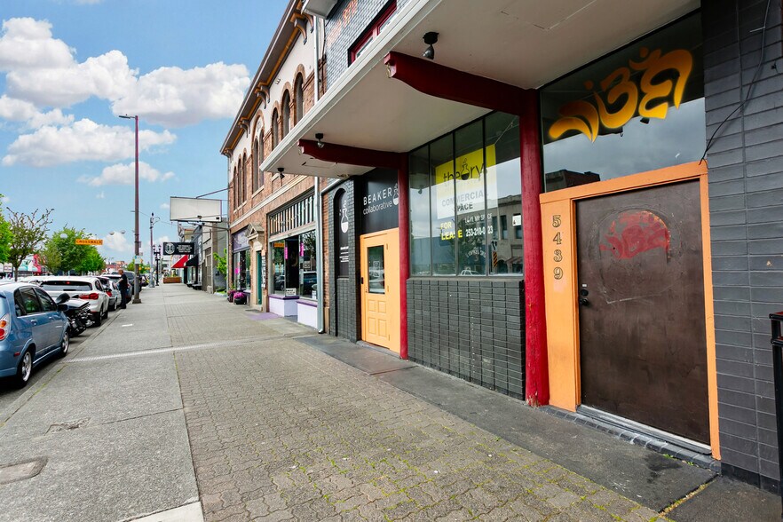 More Photos Of 5439 S Tacoma Way, Tacoma Storefront Retail Office For Lease