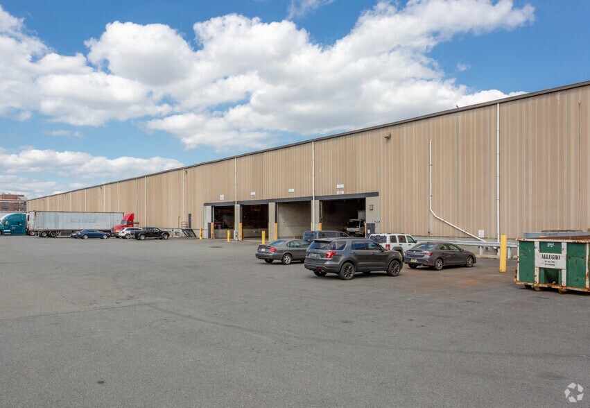 More Photos Of 20 Basin Dr, Kearny Warehouse For Lease