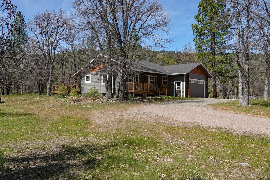 More Photos Of 2003 Kidder Creek Rd, Greenview Land For Sale