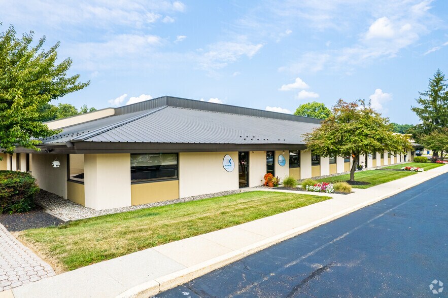 More Photos Of 35 E Uwchlan Ave, Exton Light Manufacturing For Lease