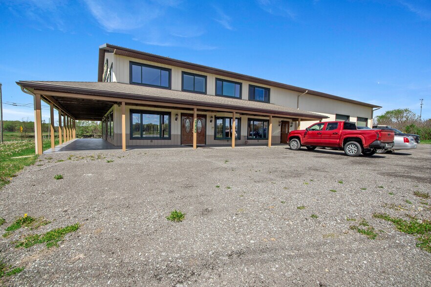 More Photos Of 13520 Currier Sardinia Rd, Chaffee Freestanding For Sale