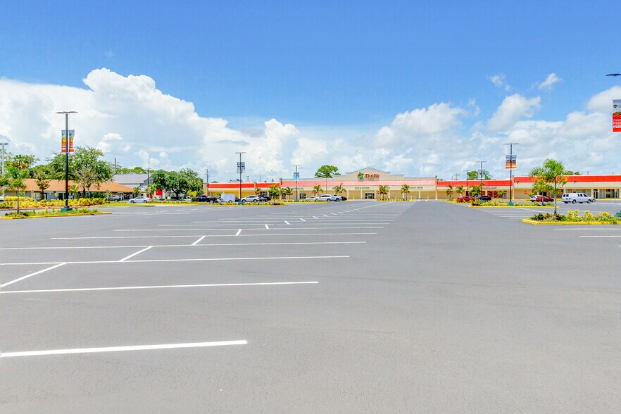 More Photos Of 910-920 Barton Blvd, Rockledge Unknown For Lease