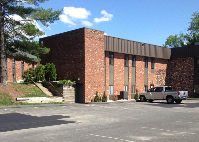 More Photos Of 30 Peck Rd, Torrington Medical For Lease