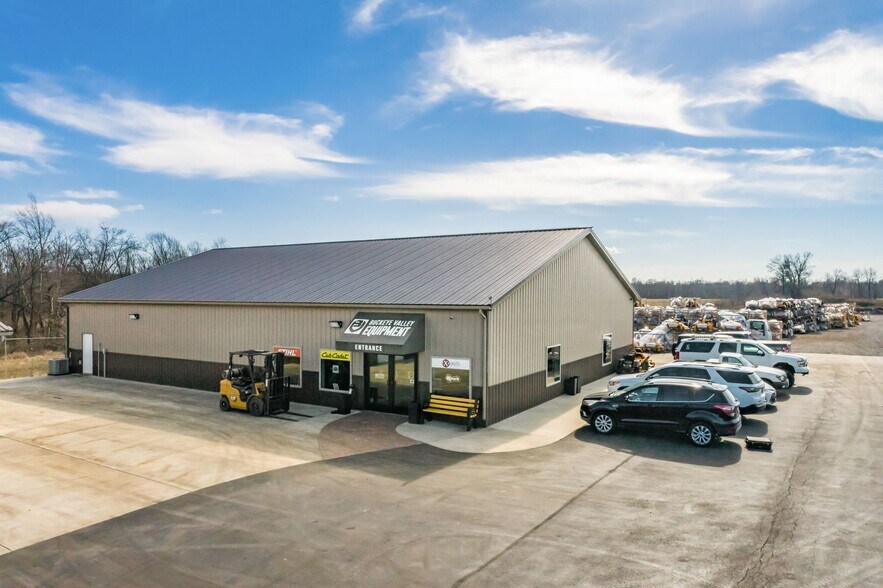 More Photos Of 3570 National Rd SE, Hebron Light Distribution For Sale