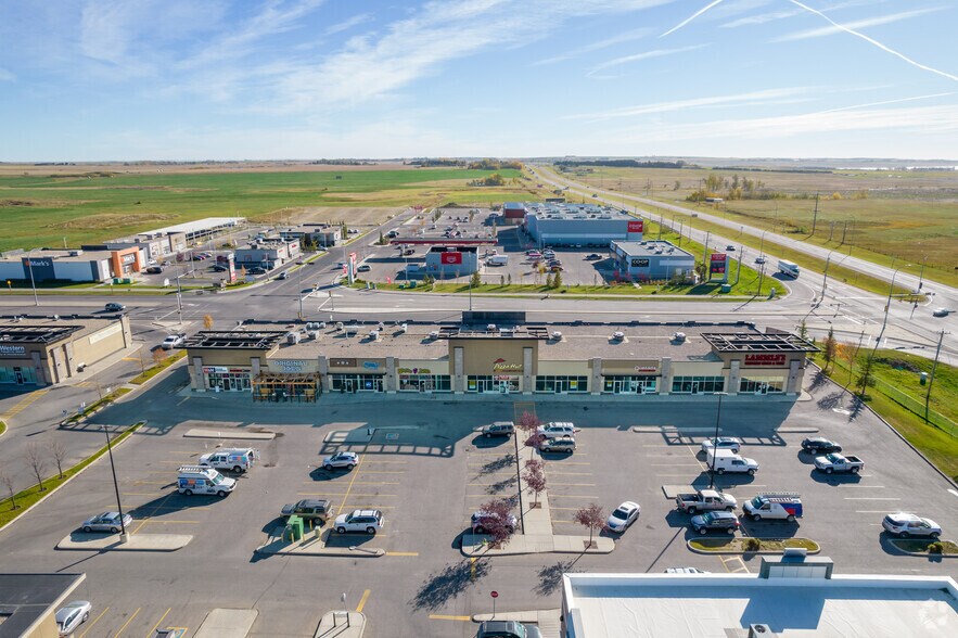 More Photos Of 100 Ranch Market, Strathmore Unknown For Lease