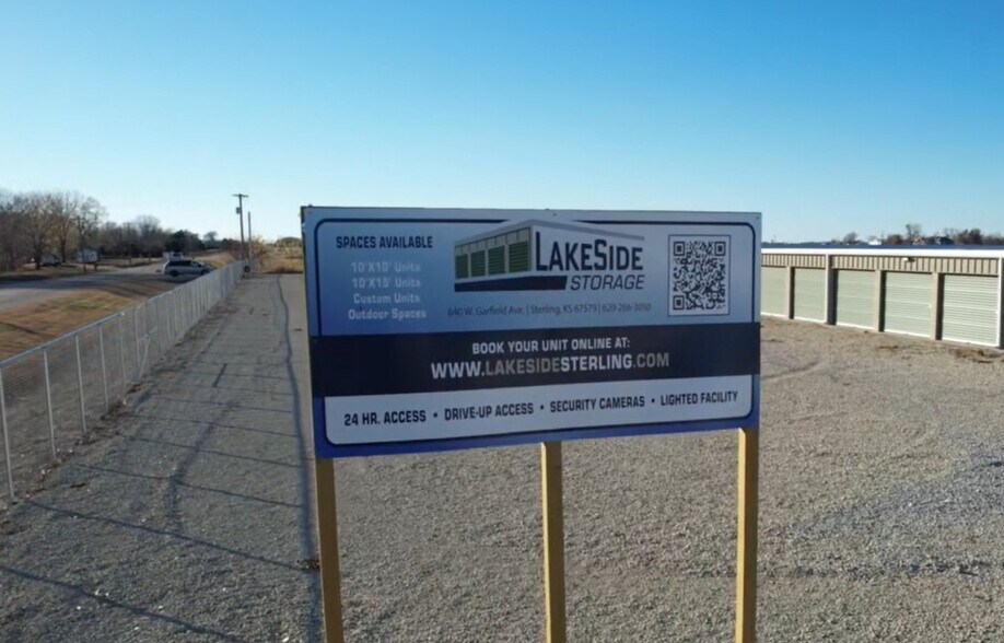 More Photos Of 640 Garfield ave, Sterling Self Storage For Sale