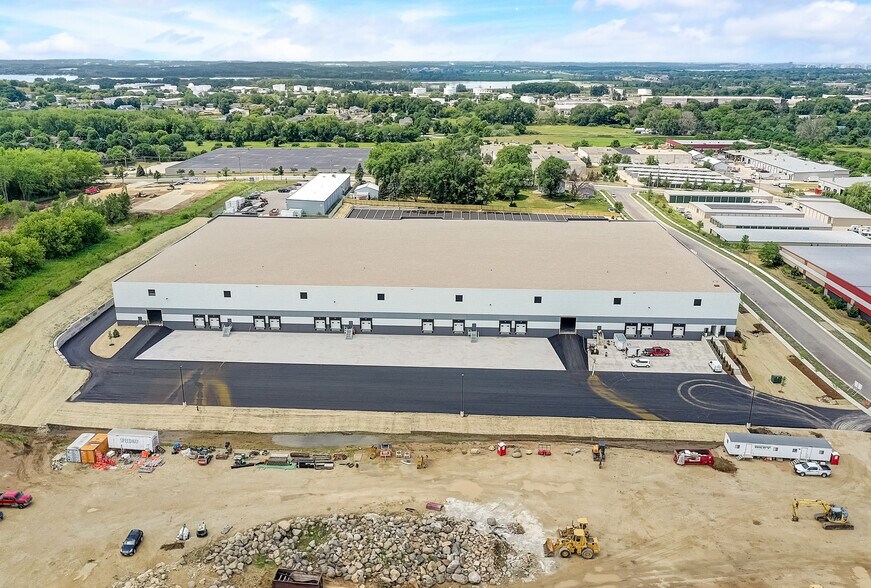 More Photos Of 5525 Tradesman Dr, Madison Unknown For Lease