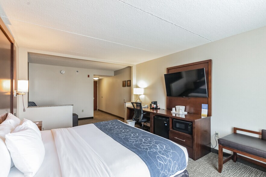 More Photos Of 7350 Williamson Blvd, Manassas Hotel For Sale