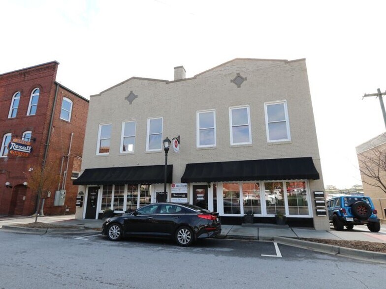 Primary Photo Of 118 Victoria St, Greer Storefront For Sale