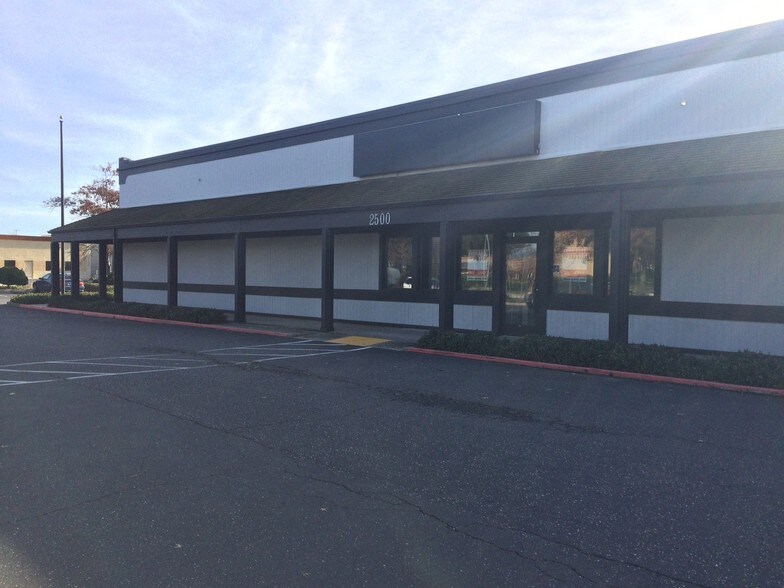 More Photos Of 2500 Zanella Way, Chico Storefront Retail Office For Lease