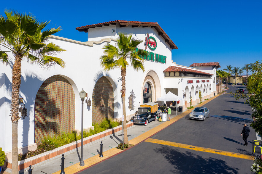 Primary Photo Of 1249-1305 W Whittier Blvd, La Habra General Retail For Lease