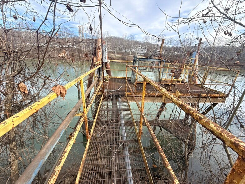More Photos Of 13125 Old US Route 23, Catlettsburg Industrial For Sale