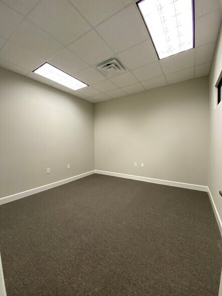 More Photos Of 6110 Sienna Ranch Rd, Missouri City Office For Lease