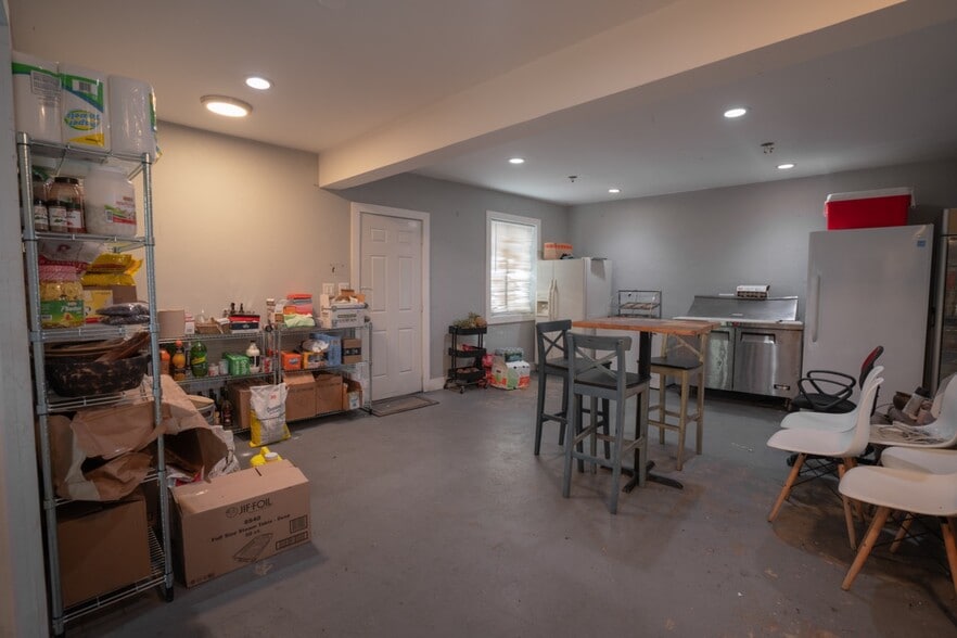 More Photos Of 1652 SW 8th St, Miami Restaurant For Sale