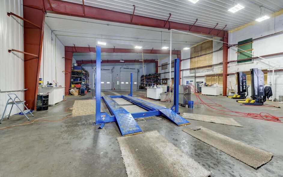 More Photos Of 511 N Perry St, Johnstown General Retail For Sale
