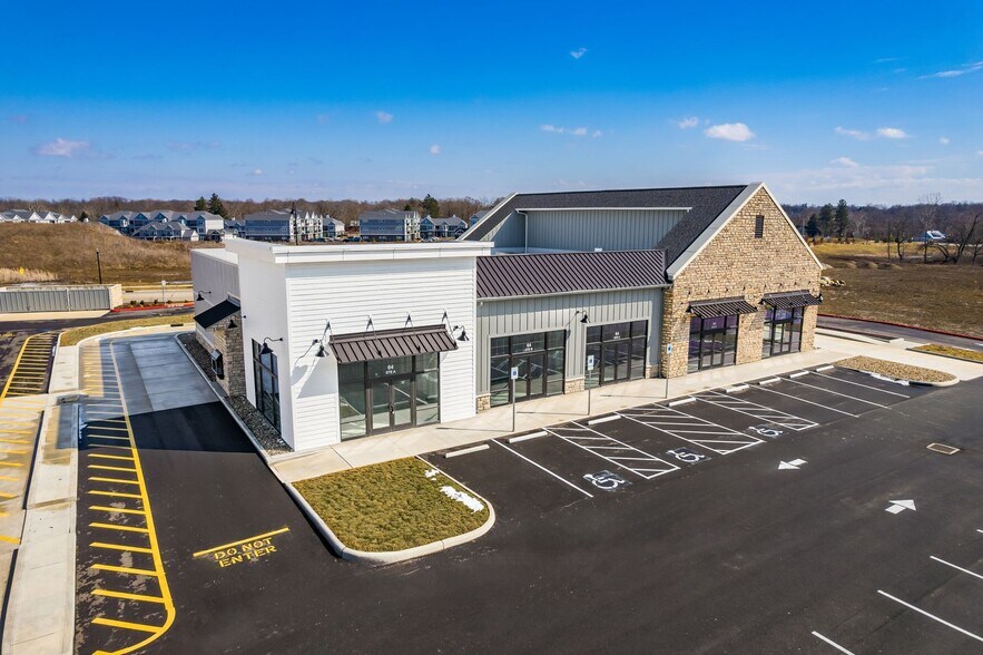 More Photos Of 64 Coughlin Ln, Delaware Storefront For Lease