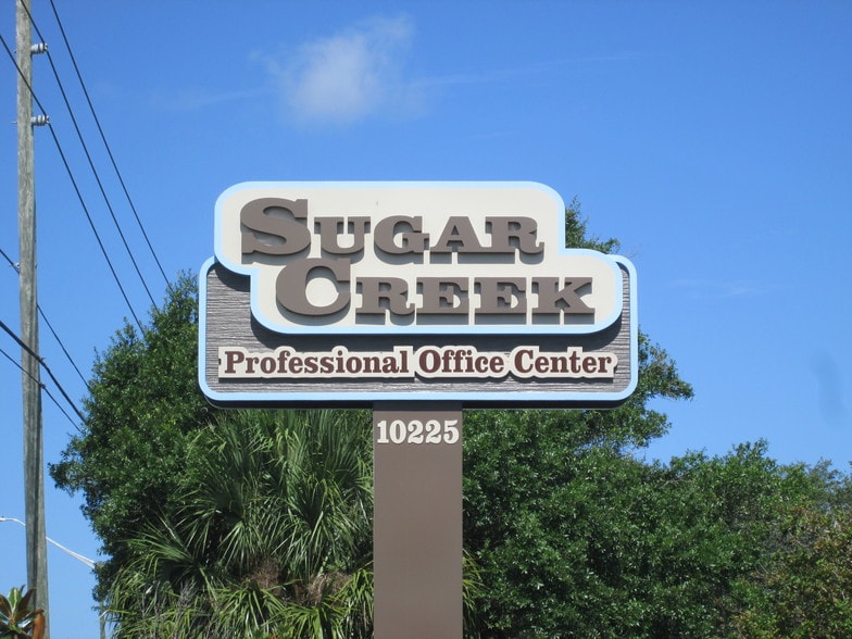 More Photos Of 10225 Ulmerton Rd, Largo Medical For Lease