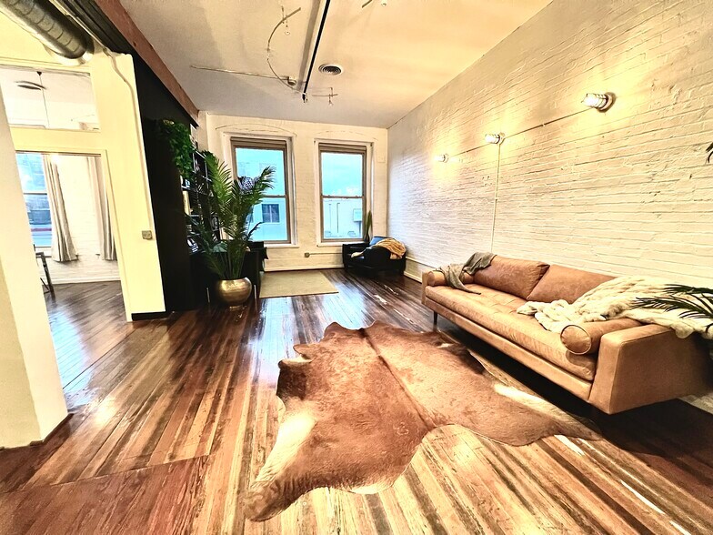 More Photos Of 1008 Race St, Cincinnati Office Residential For Sale