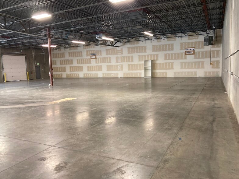 More Photos Of 141-145 W 900 N, Springville Light Distribution For Sale