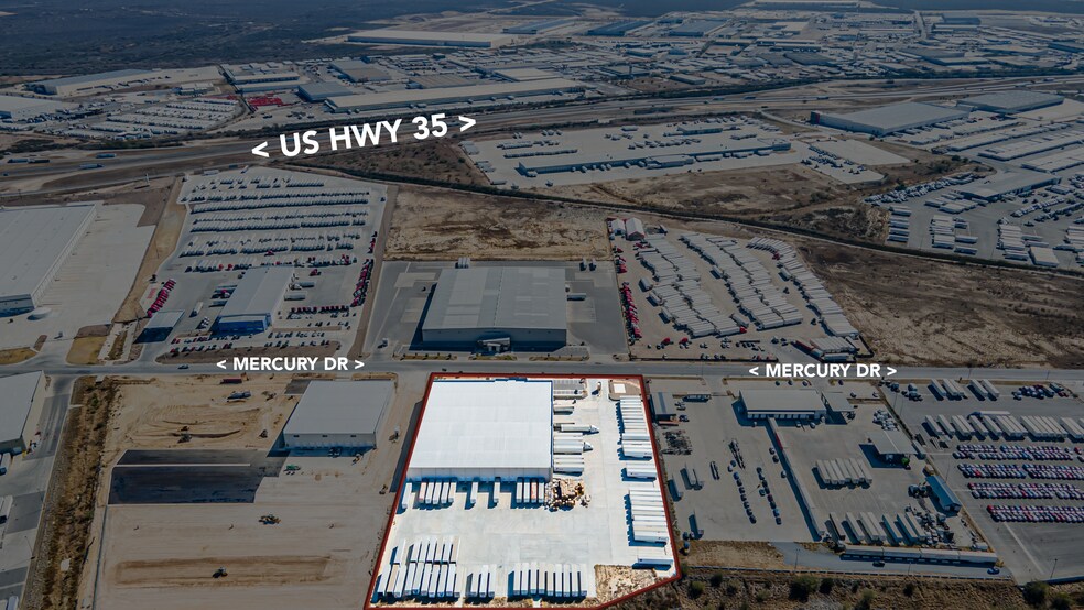 More Photos Of 14002 Mercury Dr, Laredo Warehouse For Lease