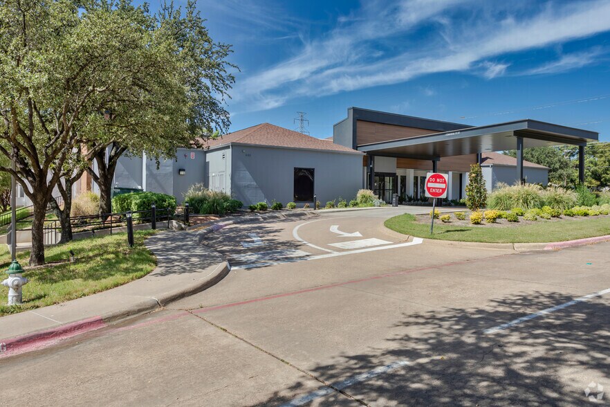 More Photos Of 4165 Proton Dr, Addison Hotel For Sale