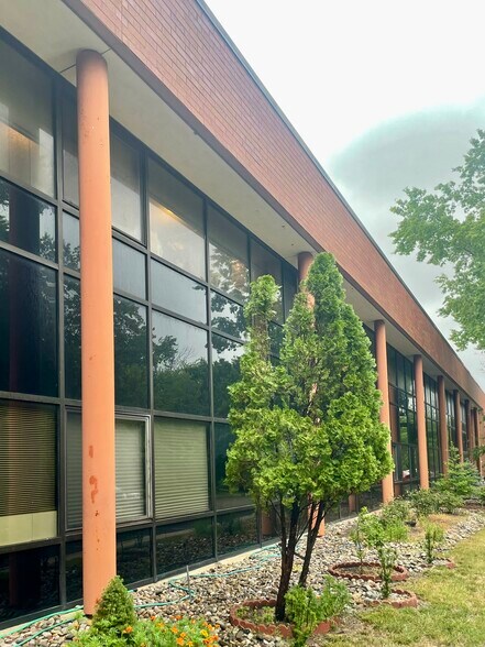 More Photos Of 123 Franklin Corner Rd, Lawrenceville Medical For Lease