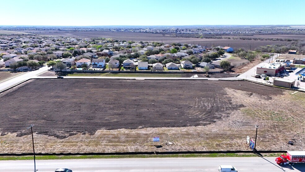 More Photos Of 1604 E Loop & Lower Seguin Rd, Converse Land For Lease