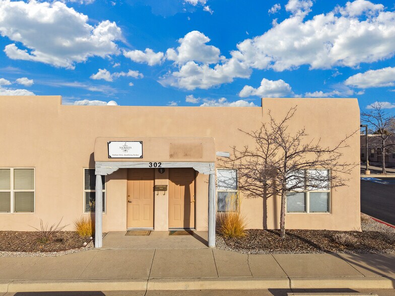 More Photos Of 1925 Aspen Dr, Santa Fe Office For Lease