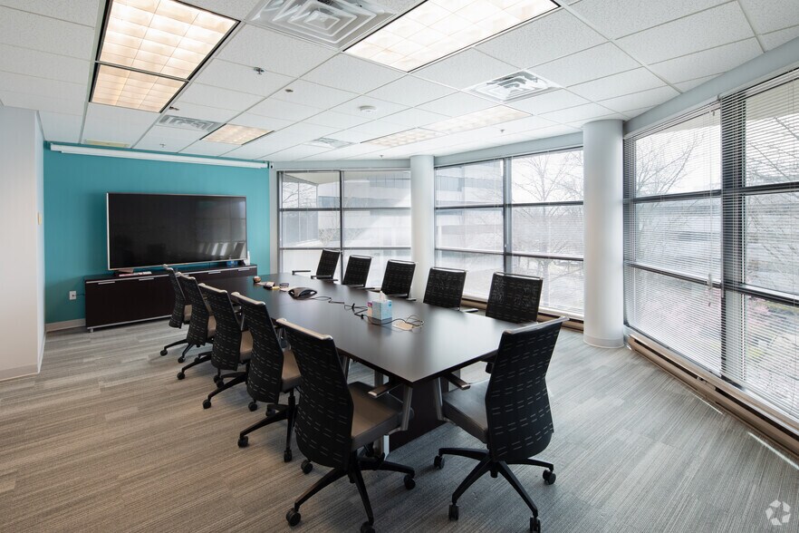 More Photos Of 7 Neshaminy Interplex, Trevose Office For Lease