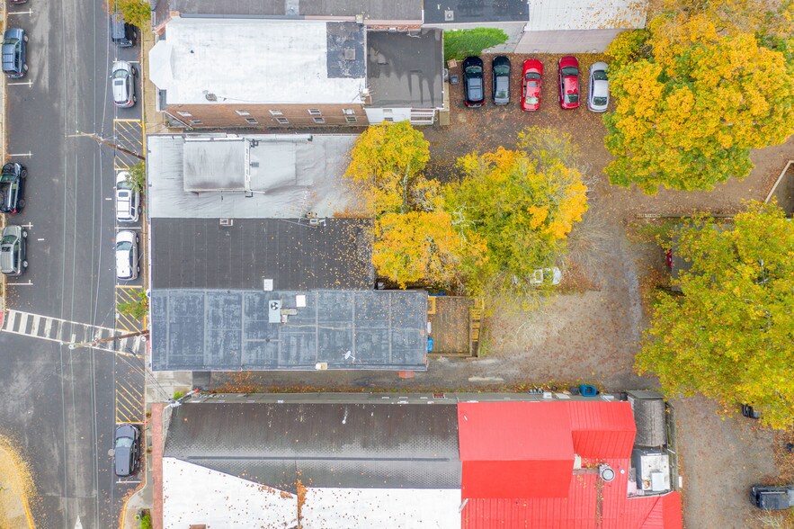 More Photos Of 43 Main St, Clinton Township Storefront For Sale