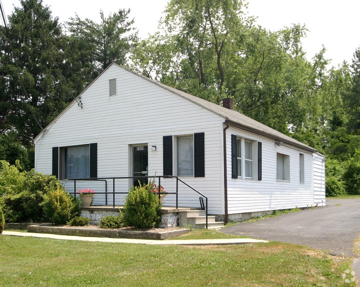 More Photos Of 2009 Pulaski Hwy, Edgewood Office For Sale