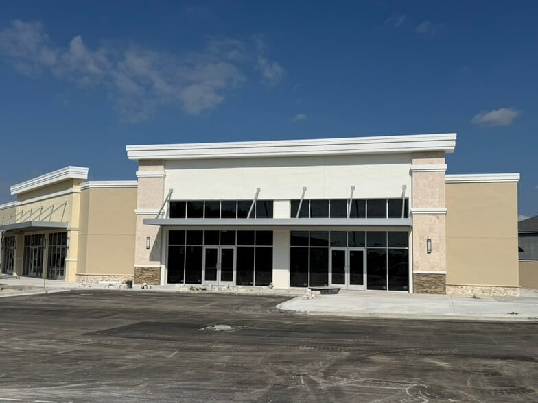 Primary Photo Of 2001 Bernetti Place, Saint Cloud Freestanding For Lease