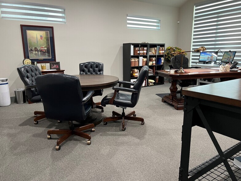 More Photos Of 4606 67th St, Lubbock Office For Sale