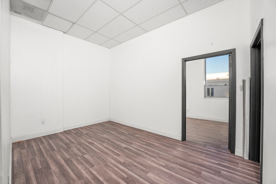 More Photos Of 347 E Weber Ave, Stockton Loft Creative Space For Sale