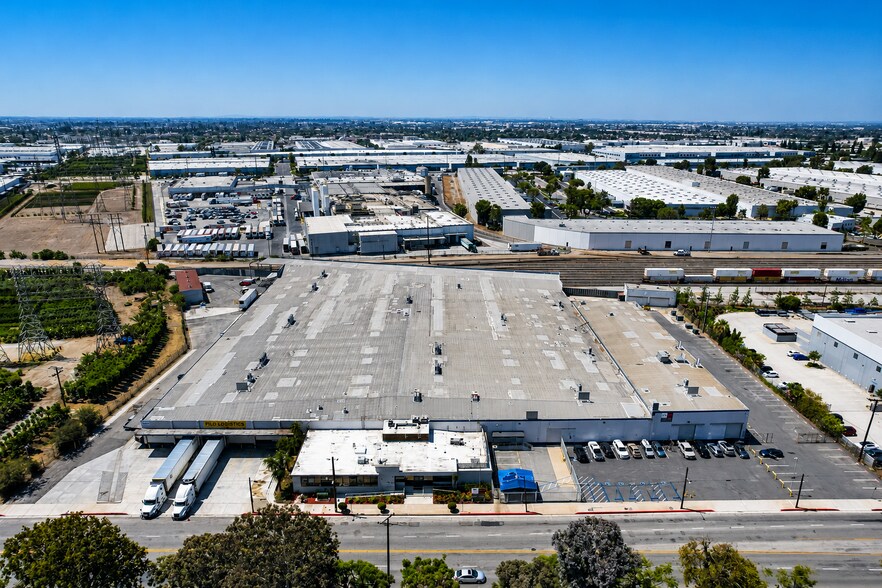 Primary Photo Of 6100 Bandini Blvd, Commerce Warehouse For Lease