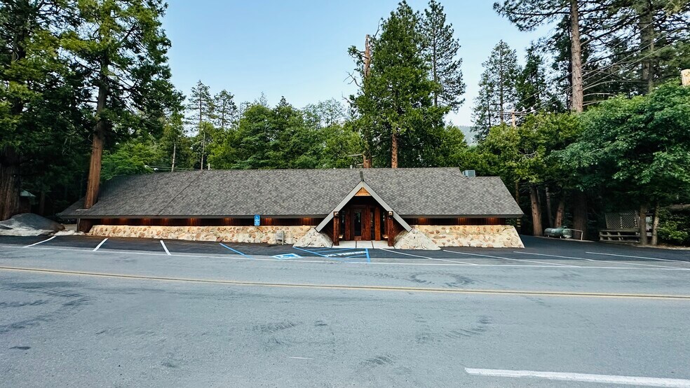 More Photos Of 54905 N Circle Dr, Idyllwild-Pine Cove Restaurant For Lease
