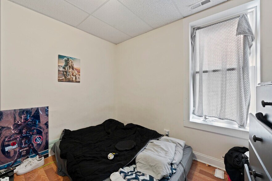 More Photos Of 3441-3445 N Pulaski Rd, Chicago Storefront Retail Office For Sale