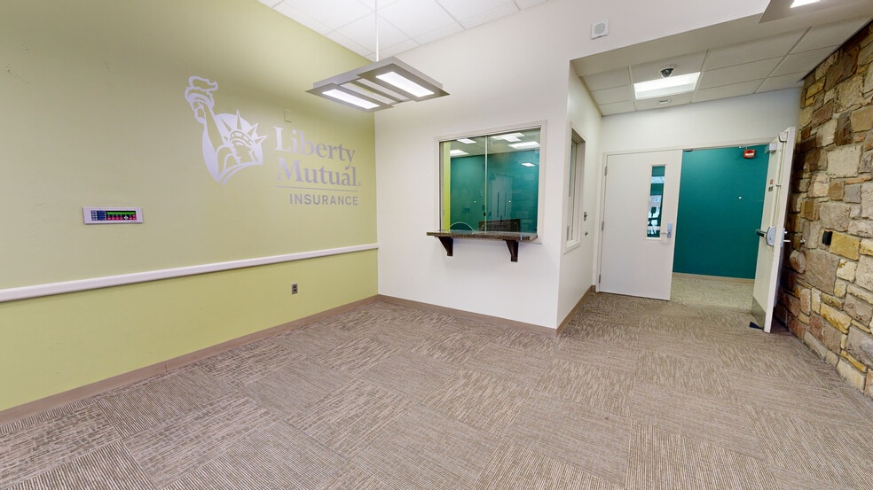 More Photos Of 2501 Wilmington Rd, New Castle Office For Sale