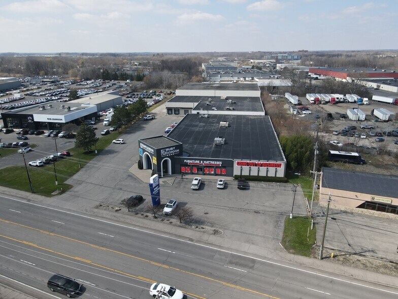 More Photos Of 3737 Henrietta Rd, Henrietta Showroom For Sale