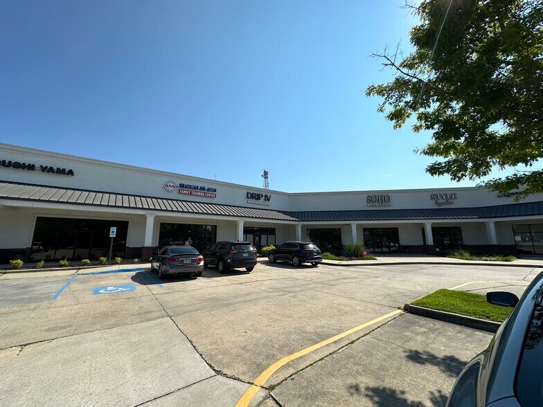 More Photos Of 7731 Perkins Rd, Baton Rouge Storefront For Lease
