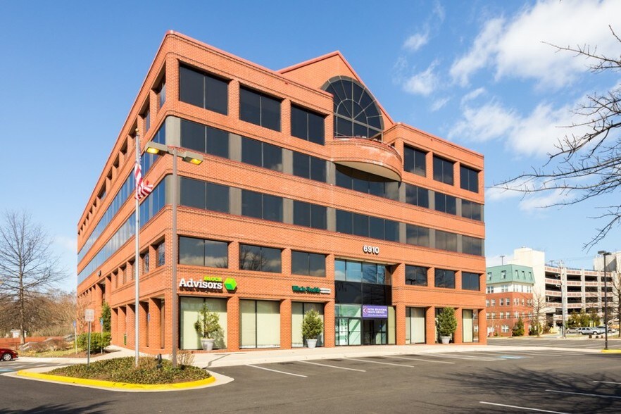 Primary Photo Of 6910 Richmond Hwy, Alexandria Office For Lease