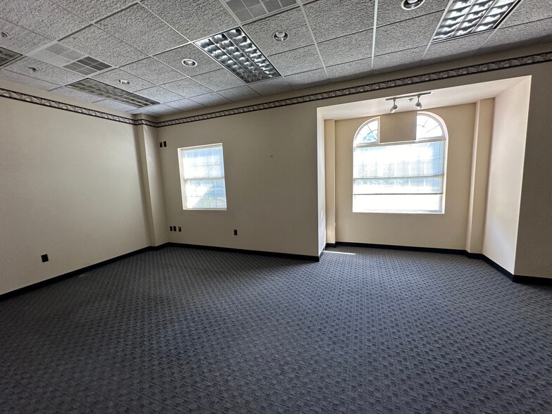 More Photos Of 3200 Wellons Blvd, New Bern Office For Lease