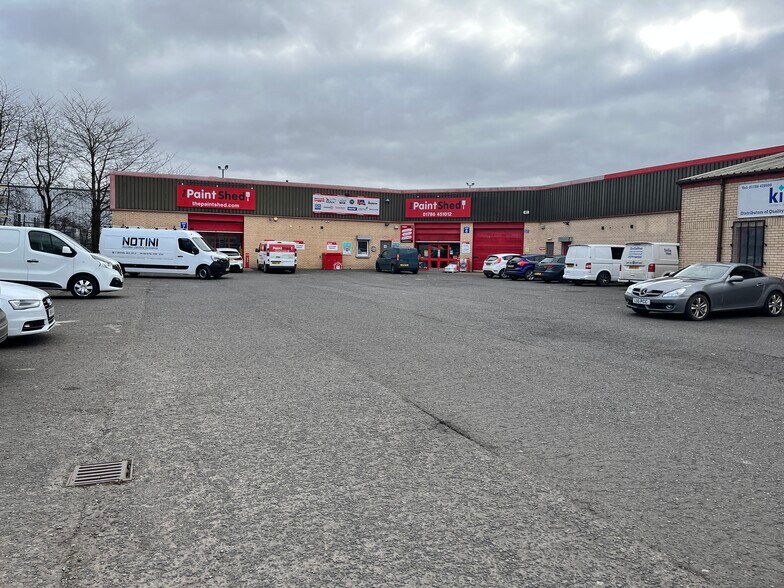 More Photos Of 10 Munro Rd, Stirling Warehouse For Lease