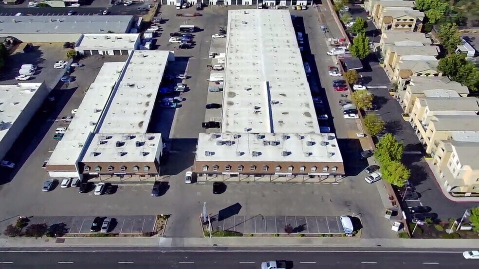 More Photos Of 9477 Greenback Ln, Folsom Flex For Lease