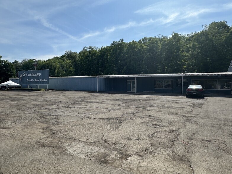 More Photos Of 76 S Main St, Franklinville Storefront For Lease