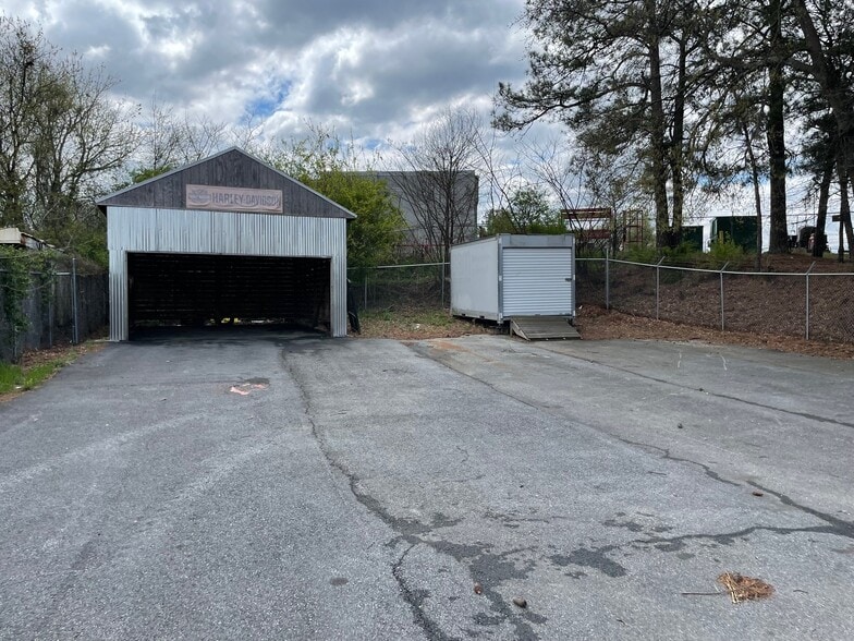 More Photos Of 520 85 Cir, Atlanta Flex For Lease