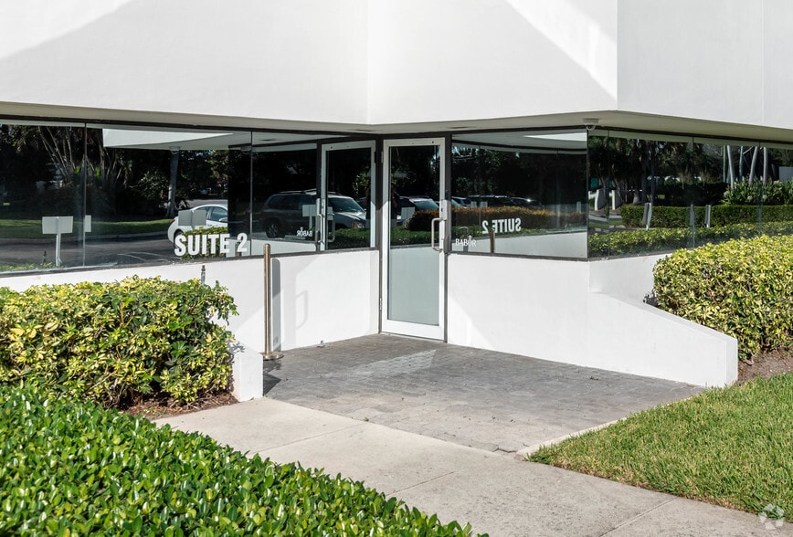 More Photos Of 430 S Congress Ave, Delray Beach Light Manufacturing For Lease