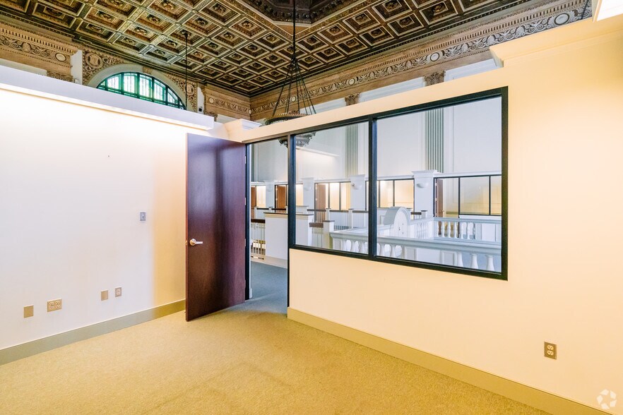 More Photos Of 819-821 E Main St, Richmond Loft Creative Space For Lease